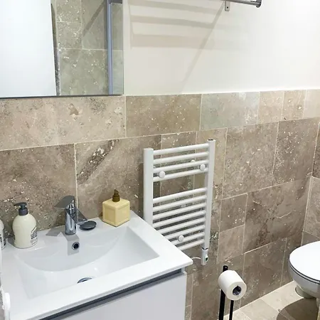 Urbanflat 167 - Bel De 1 *